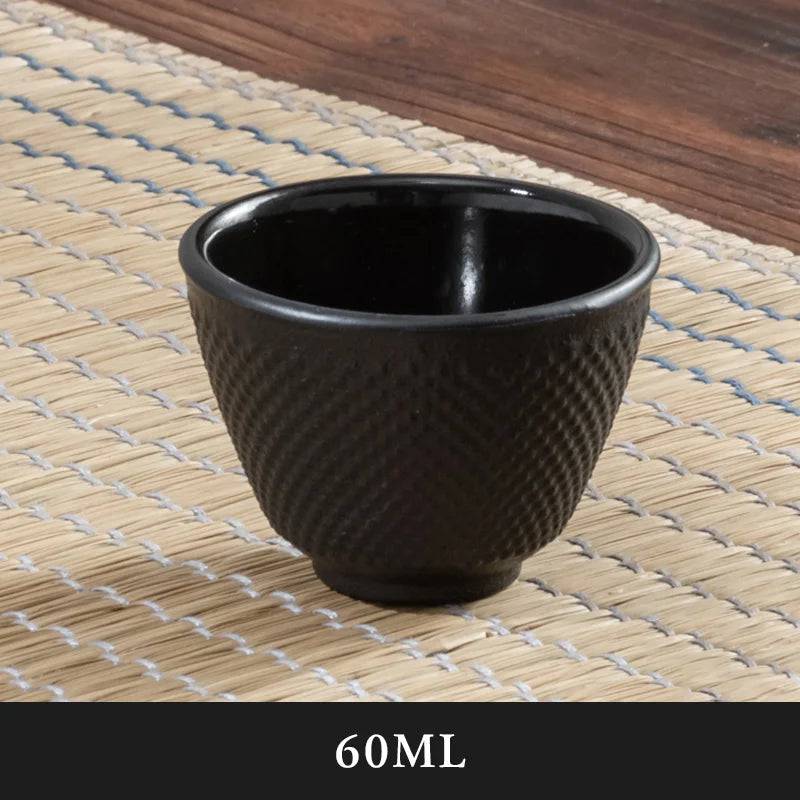 Tasses à thé Grain de Thé - Ensemble de 4 Tasses Noires Japonaises Artisanales : Élégance et Simplicité - REFLEXESAIN 4 tasses noires 60ML REFLEXESAIN